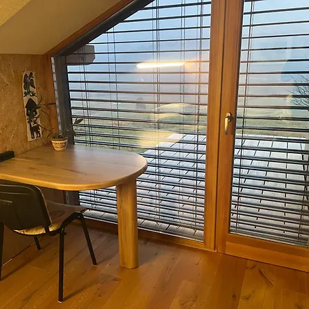 Lojzov Toplar Modern Haystack * Velike Lašče