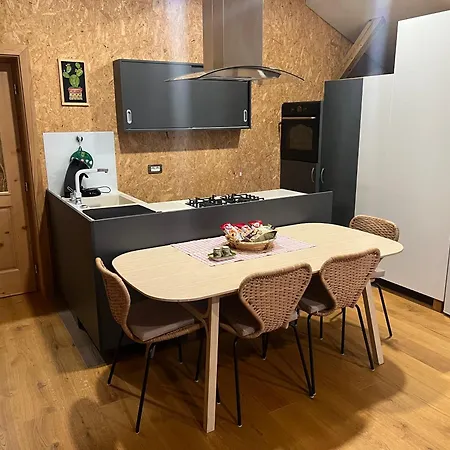 아파트 Lojzov Toplar Modern Haystack Velike Lašče