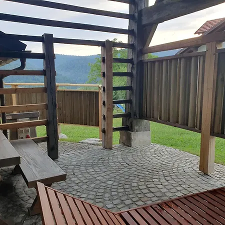 Lojzov Toplar Modern Haystack *