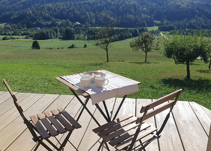 Lojzov Toplar Modern Haystack Velike Lašče