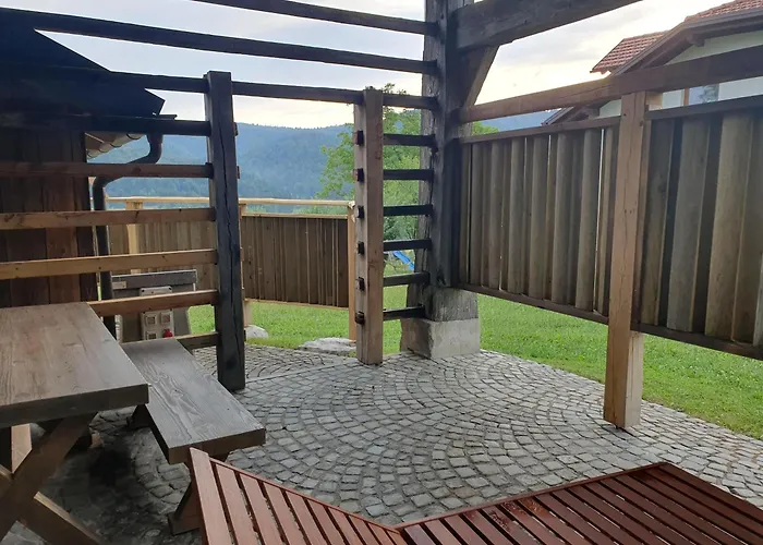 Lojzov Toplar Modern Haystack *